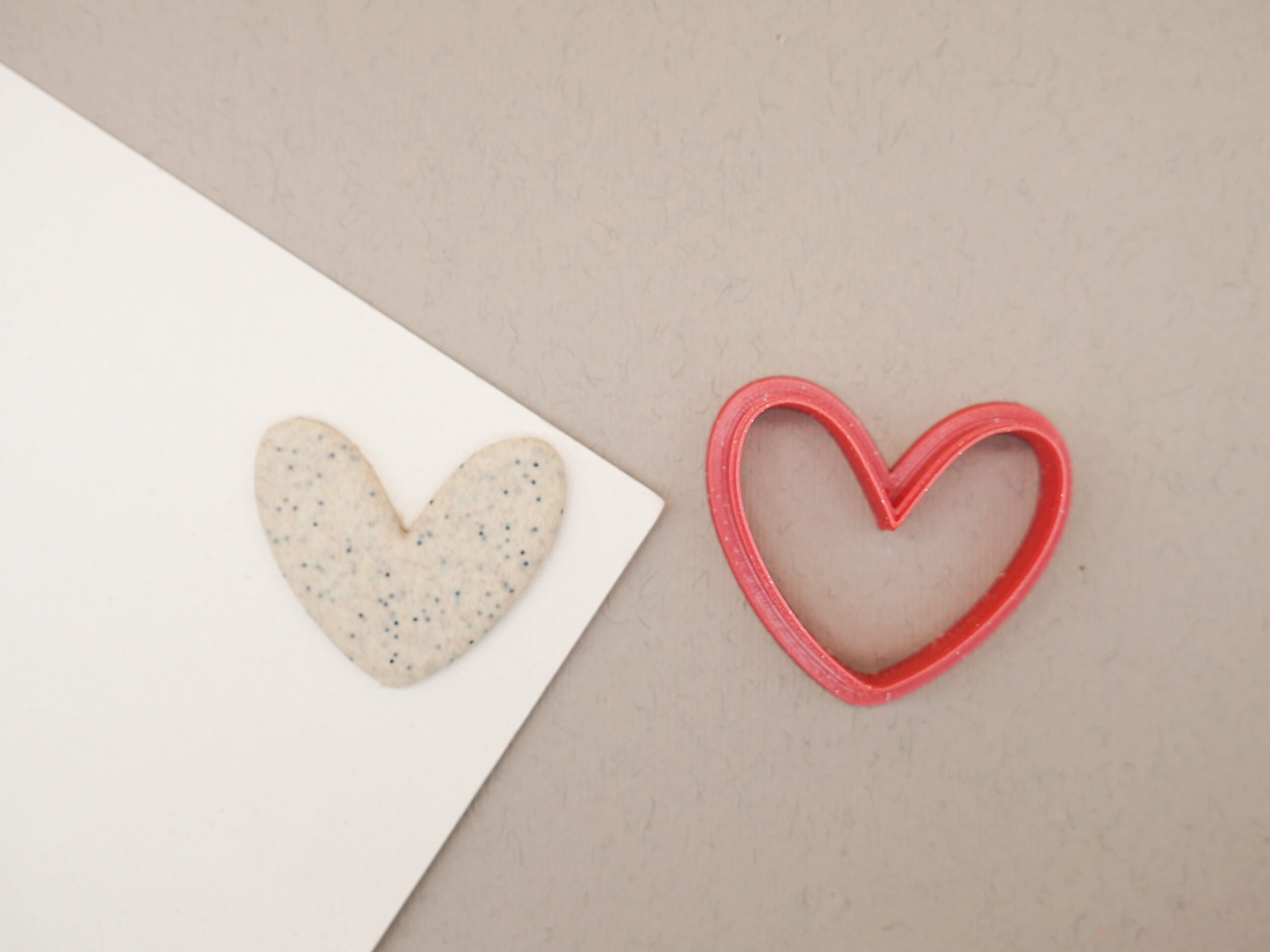 Cortador de corazón para arcilla polimérica - Fimo/Cernit/Sculpey - Mi  Tienda Polymer Clay